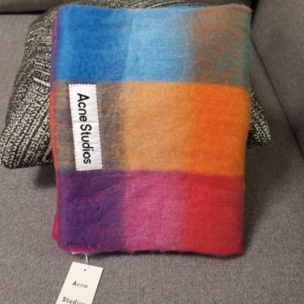 Acne studios scarf - Picture 5 of 5